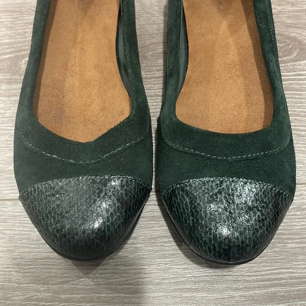 G.H. BASS & CO Cara Green Leather Suede Reptile Ballet Flat 8.5